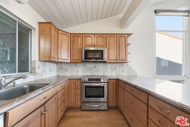 28370 Rey De Copas Lane, Malibu, CA 90265