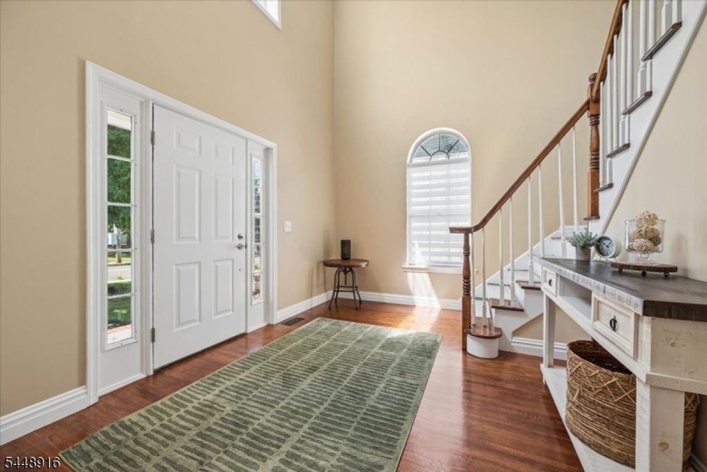 396 Vanderveer Rd, Bridgewater Twp., NJ 08807 — photo 3