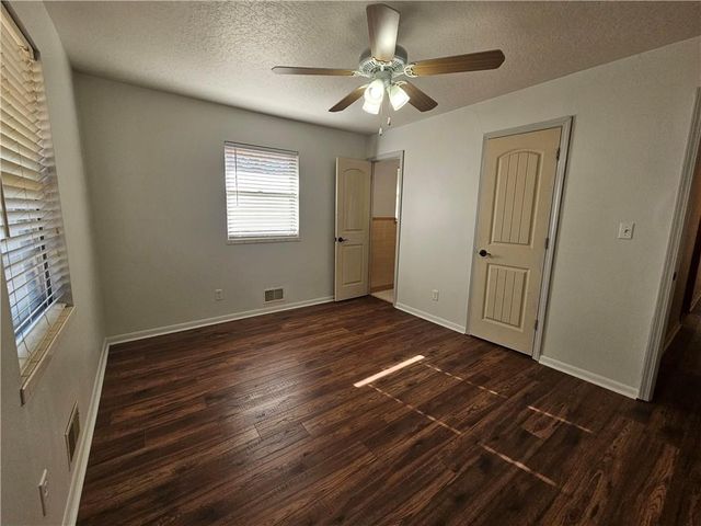 7308 Cedar Avenue, Raytown, MO 64133