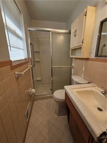 7308 Cedar Avenue, Raytown, MO 64133