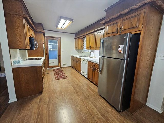 7308 Cedar Avenue, Raytown, MO 64133