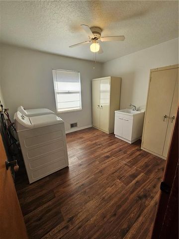 7308 Cedar Avenue, Raytown, MO 64133