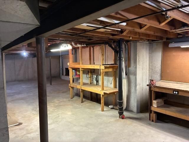 7308 Cedar Avenue, Raytown, MO 64133