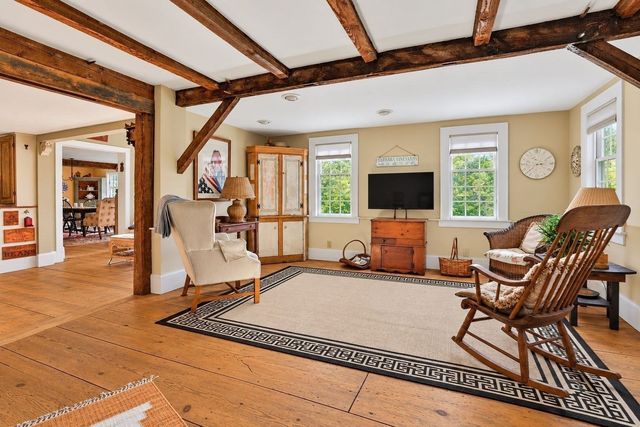 9 River Road, West Newbury, MA 01985