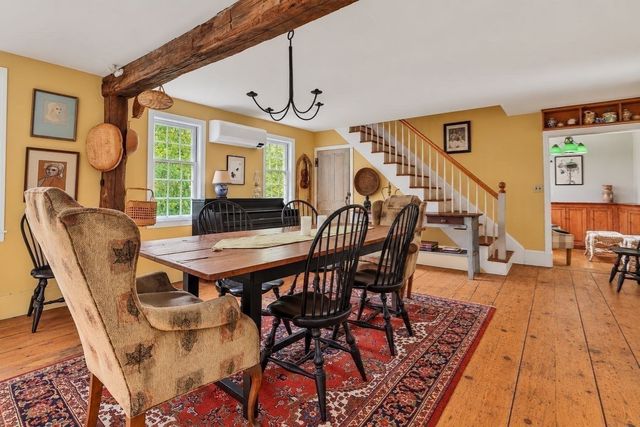 9 River Road, West Newbury, MA 01985