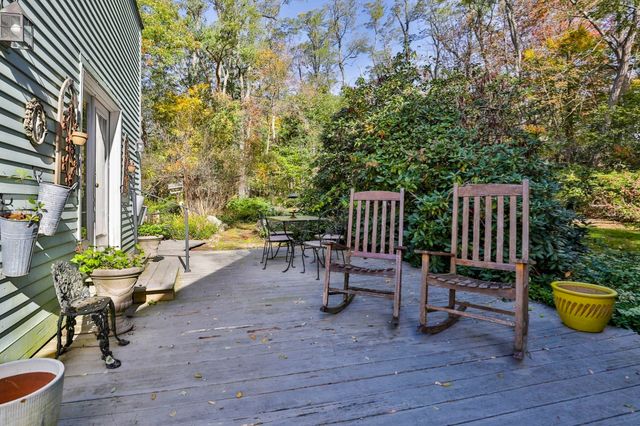 9 River Road, West Newbury, MA 01985