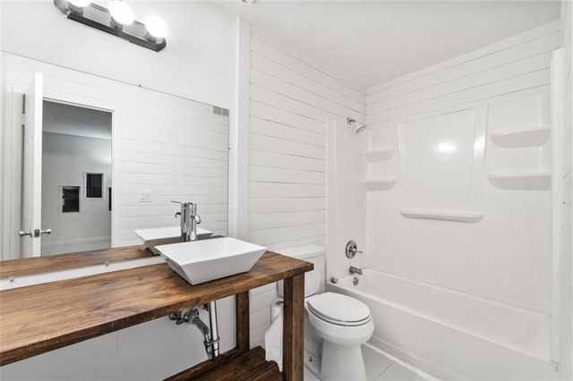 1382 Branch Drive, Tucker, GA 30084