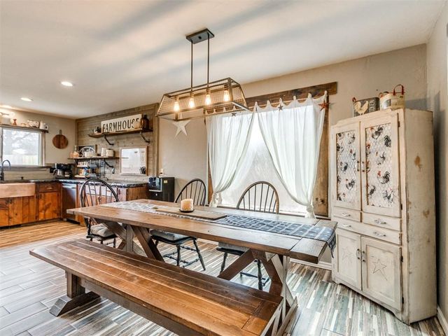 11500 Carriage Drive, Yukon, OK 73099