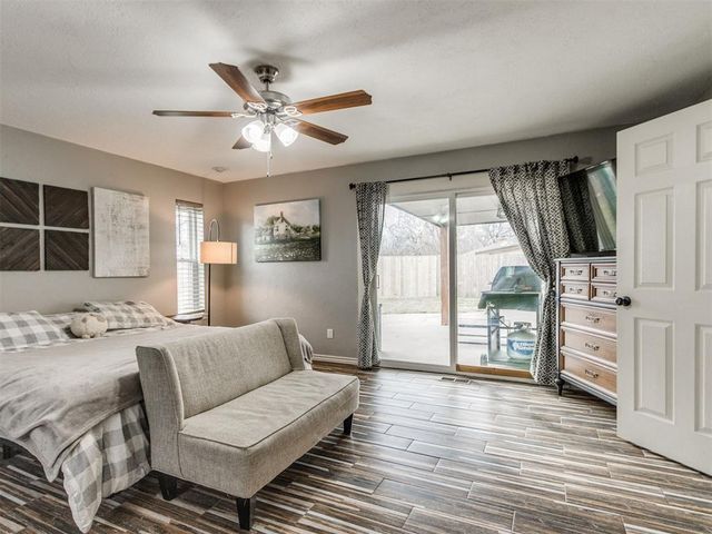 11500 Carriage Drive, Yukon, OK 73099