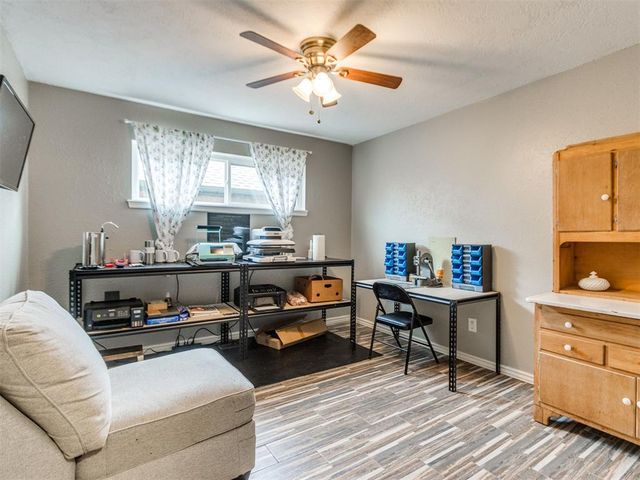 11500 Carriage Drive, Yukon, OK 73099
