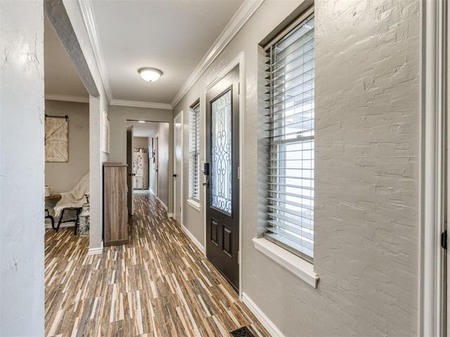 11500 Carriage Drive, Yukon, OK 73099