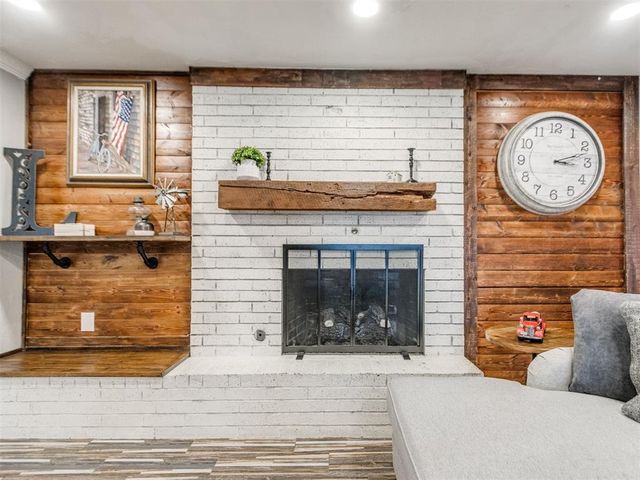 11500 Carriage Drive, Yukon, OK 73099