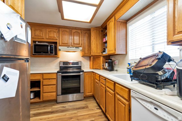 1150 S 760 W, Woods Cross, UT 84087