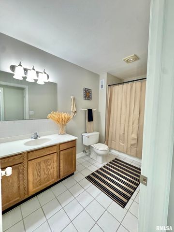 1603 W GRANDRIDGE Drive, Dunlap, IL 61525