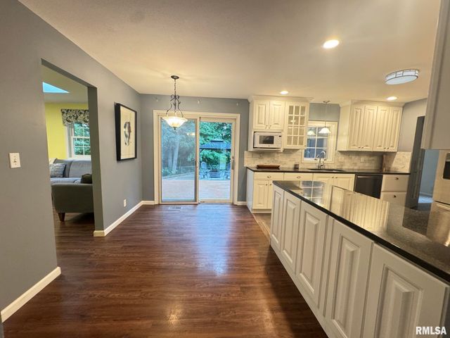 1603 W GRANDRIDGE Drive, Dunlap, IL 61525