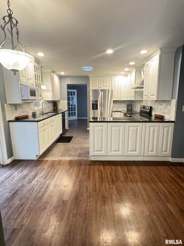 1603 W GRANDRIDGE Drive, Dunlap, IL 61525
