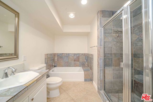 2311 Schader Drive 101, Santa Monica, CA 90404