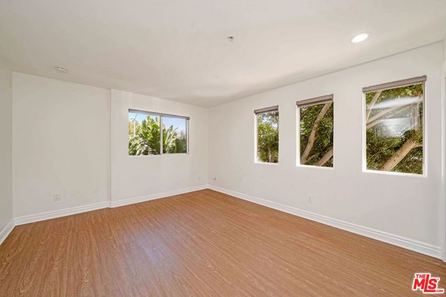 2311 Schader Drive 101, Santa Monica, CA 90404