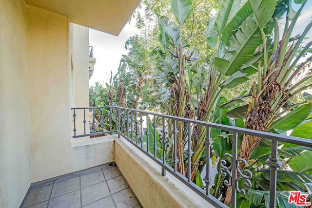 2311 Schader Drive 101, Santa Monica, CA 90404