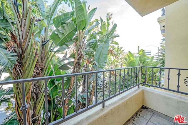 2311 Schader Drive 101, Santa Monica, CA 90404