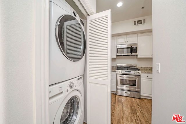 2311 Schader Drive 101, Santa Monica, CA 90404