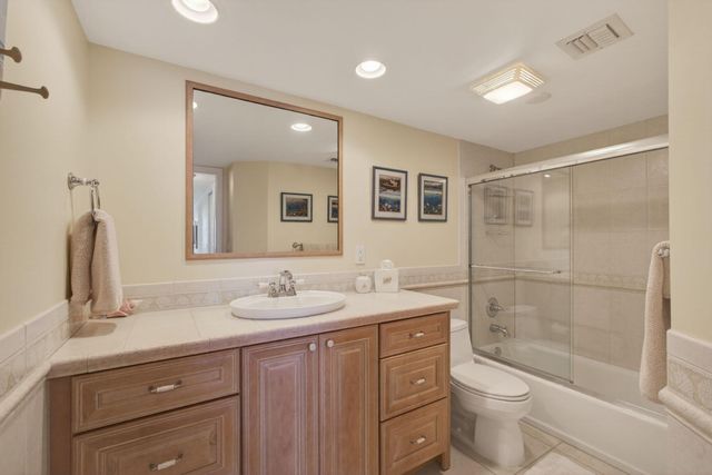 5550 N Ocean Drive 12-A, Singer Island, FL 33404