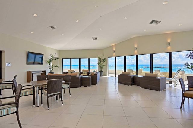 5550 N Ocean Drive 12-A, Singer Island, FL 33404