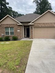 625 Cherokee Drive, Conroe, TX 77316