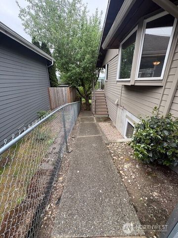 2540 Forest Ridge Drive SE, Auburn, WA 98002