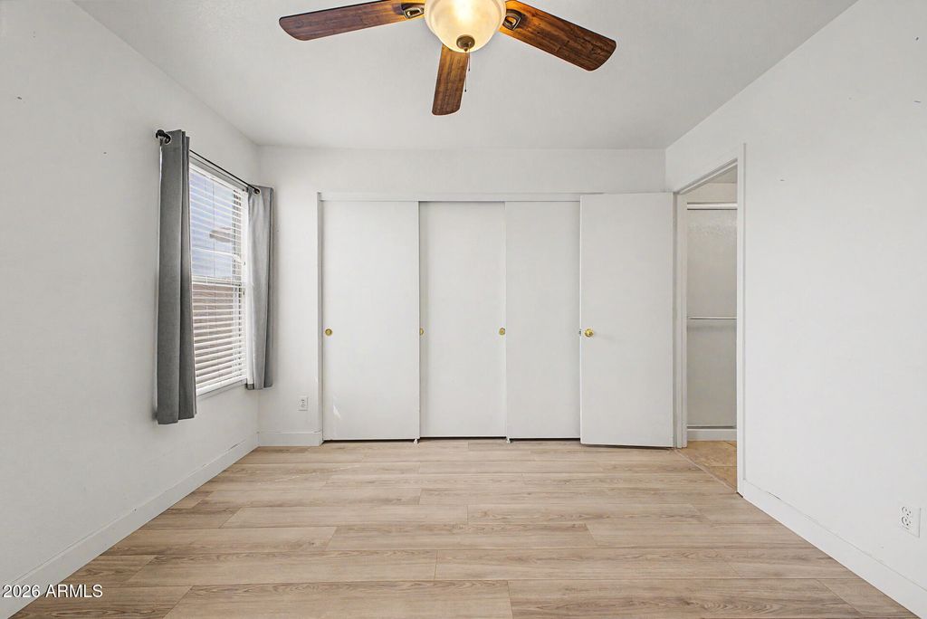 Image 13 of property listing at 16722 N 114TH Drive, Surprise, AZ 85378