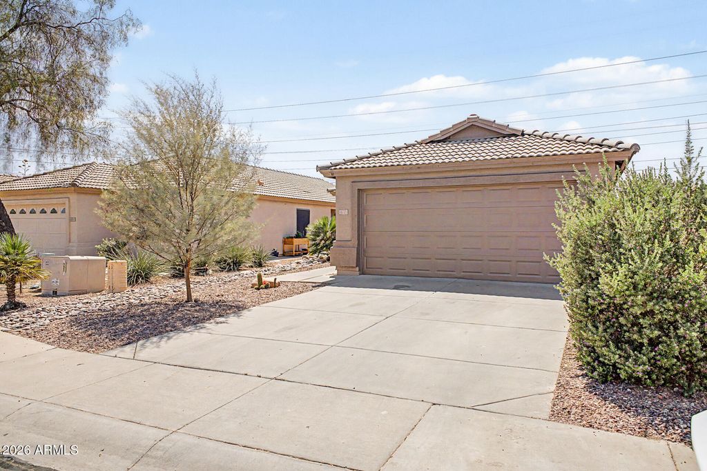 Image 27 of property listing at 16722 N 114TH Drive, Surprise, AZ 85378