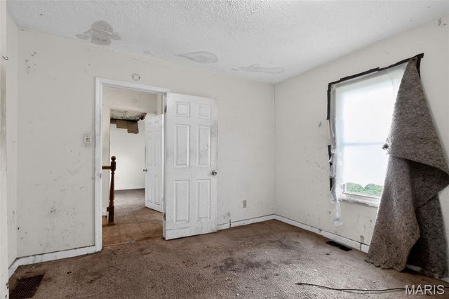 707 Ruggles Road, St Louis, MO 63135