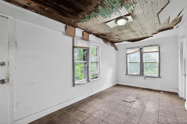 707 Ruggles Road, St Louis, MO 63135