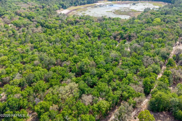 4940 DEVILS DEN Road, Keystone Heights, FL 32656