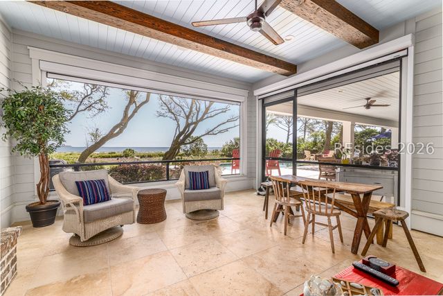3 Wagener Pl, Hilton Head Island, SC 29928