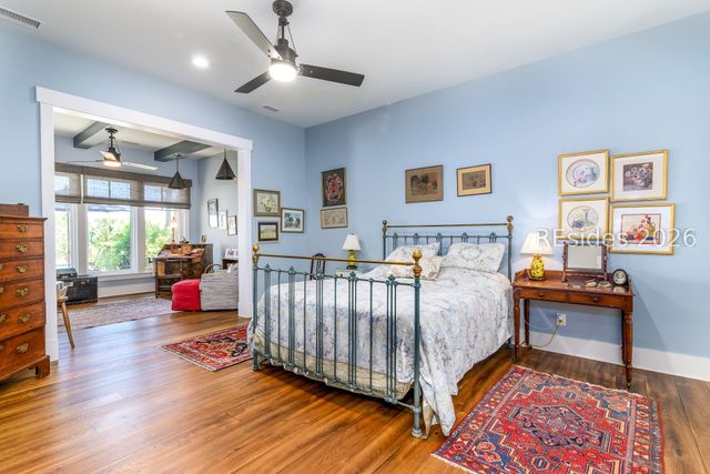 3 Wagener Pl, Hilton Head Island, SC 29928