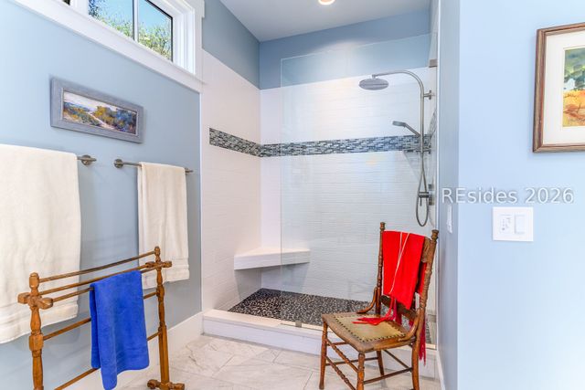 3 Wagener Pl, Hilton Head Island, SC 29928