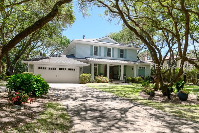 3 Wagener Pl, Hilton Head Island, SC 29928
