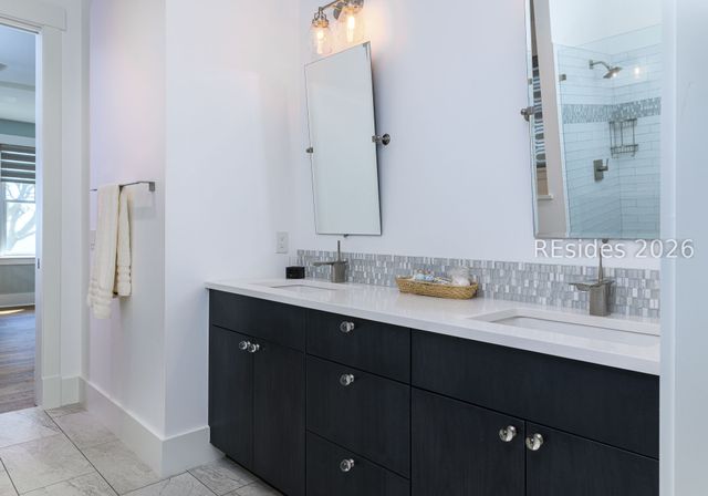 3 Wagener Pl, Hilton Head Island, SC 29928