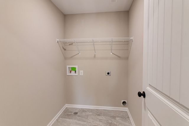 273 Elwell Rd, Clarksville, TN 37042