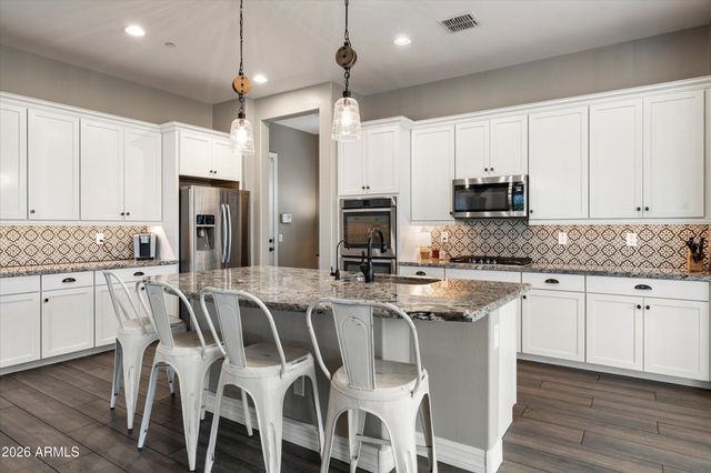 9808 W LARIAT Lane, Peoria, AZ 85383