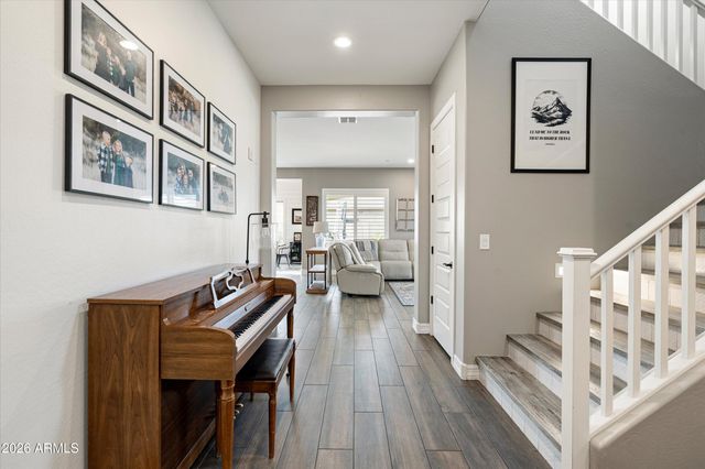 9808 W LARIAT Lane, Peoria, AZ 85383