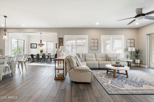 9808 W LARIAT Lane, Peoria, AZ 85383