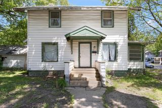 402 Royal Avenue, Rockford, IL 61101