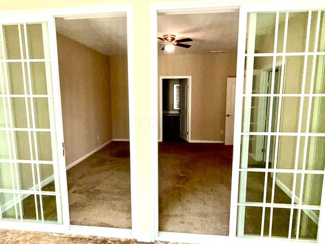 130 Lakes At Cheshire Drive, Delaware, OH 43015