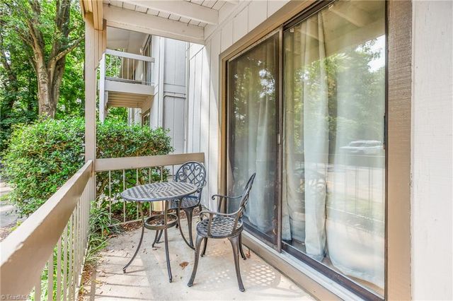 2260 Sunderland Road 82W, Winston-salem, NC 27103
