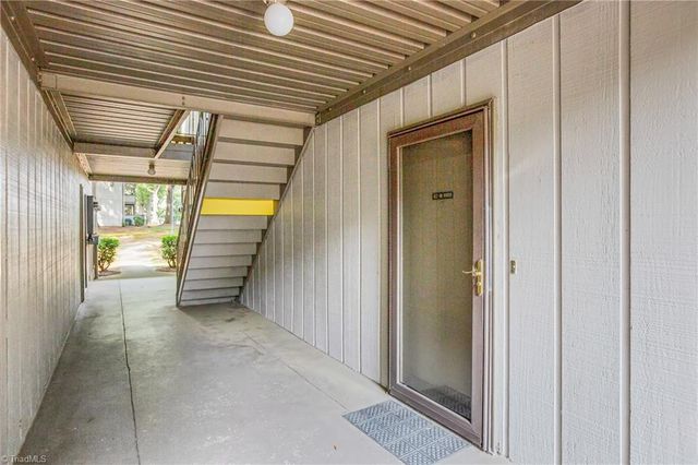 2260 Sunderland Road 82W, Winston-salem, NC 27103