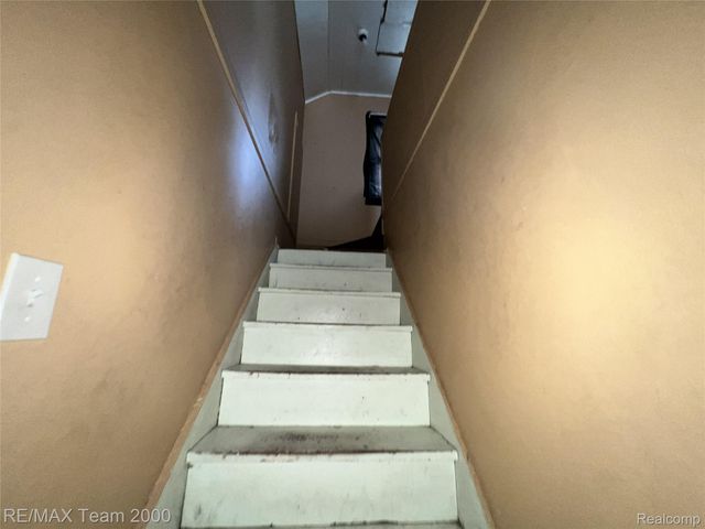 6760 Evergreen Avenue, Detroit, MI 48228