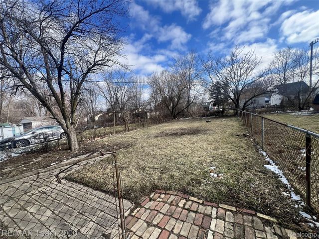 6760 Evergreen Avenue, Detroit, MI 48228