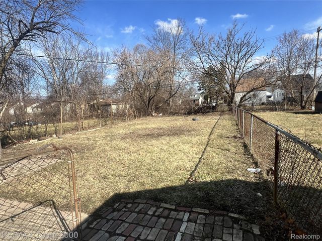 6760 Evergreen Avenue, Detroit, MI 48228